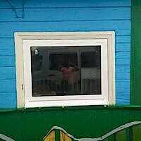 Окна ПВХ в деревянном доме на веранде