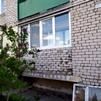 Остекление небольшого балкона