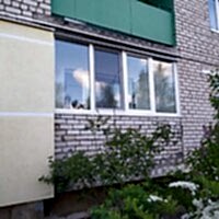Остекление небольшого балкона
