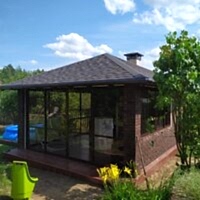 Остекление беседки раздвижным алюминием с тонировкой