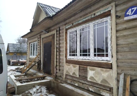Установка окон Rehau с белыми шпросами 18 мм
