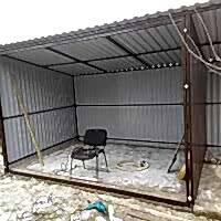Хозпостройка из профнастила и раздвижных рам