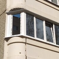 Балконная рама Rehau, с поворотом. Мульти функциональное стекло цвет серебро