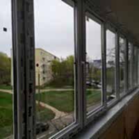 Очень длинная балконная рама