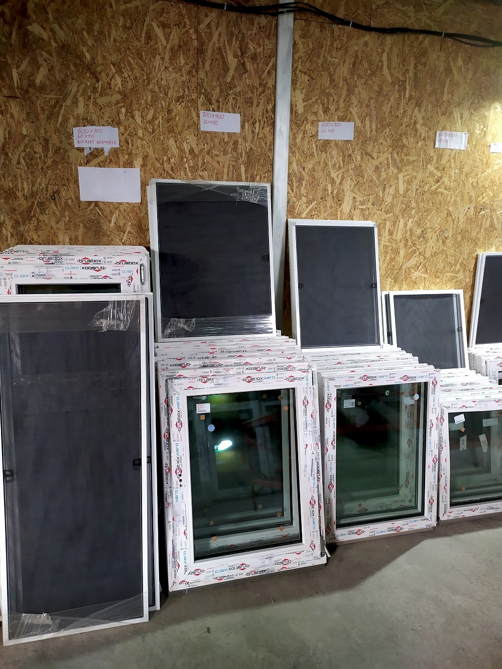 Склад готовых окон